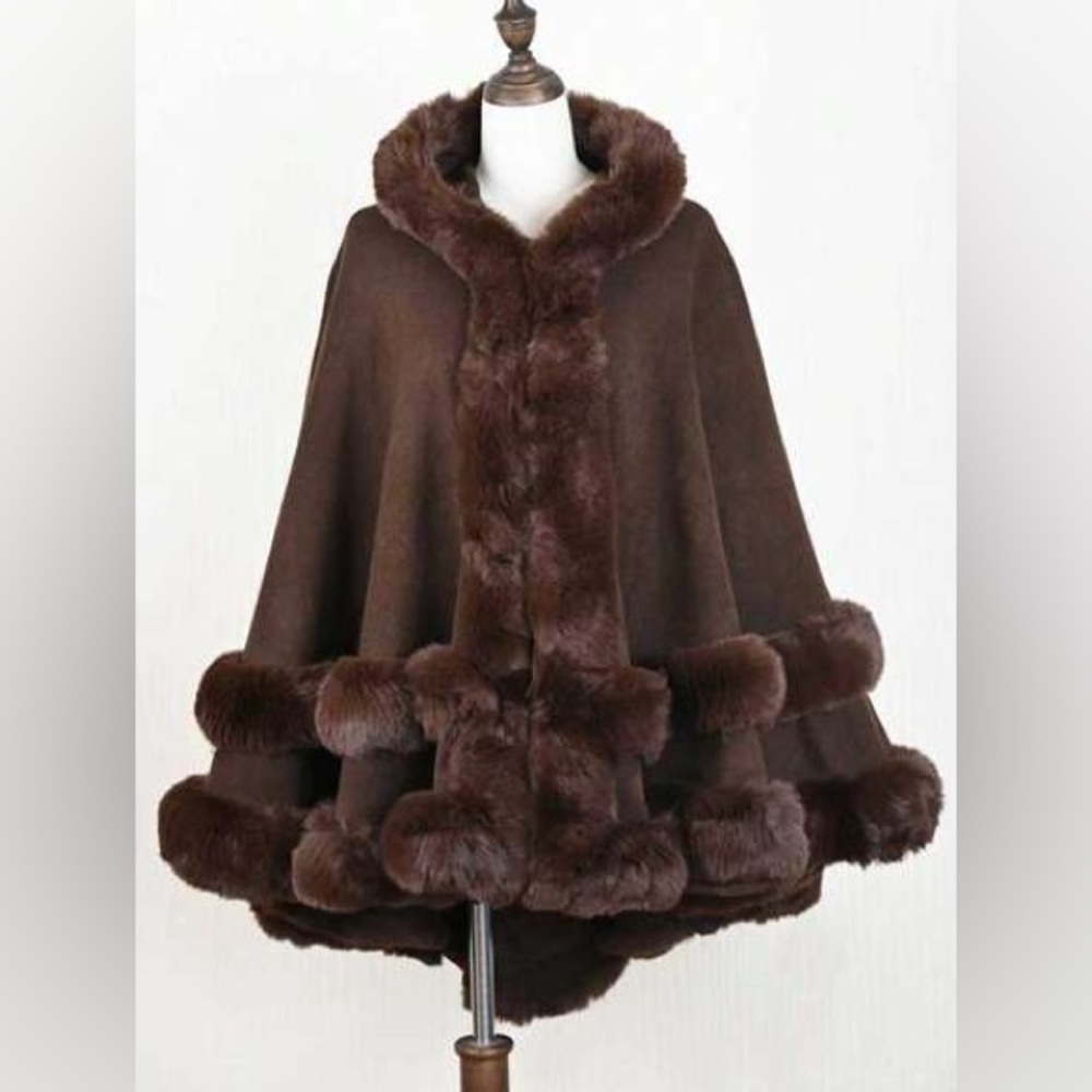 Women’s Luxury Brown Faux Fur Trim Cape Poncho with Hoodie One Size